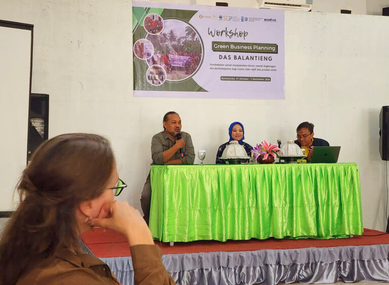 Ecoton dan GEF SGP Indonesia Gelar Workshop "Workshop Green Business Planning DAS Balantieng"